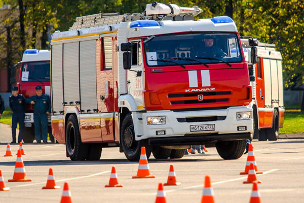 Дайте определение пожарному автомобилю Дайте определение пожарному автомобилю