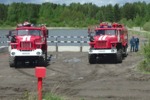 Забор воды пожарным автомобилем