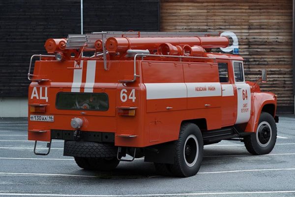 Скорость движения пожарного автомобиля