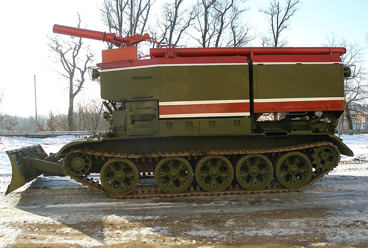 Автомобиль фав т 77